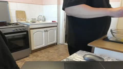 menu  below online show from May 2026 12:54:02 PM