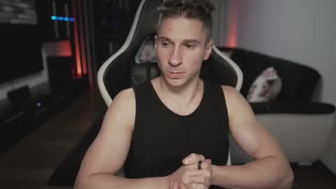 Snapshot of dorianreyes chatting on November 2025 12:32:02 AM Dorian Reyes online show from November 2025 12:32:02 AM