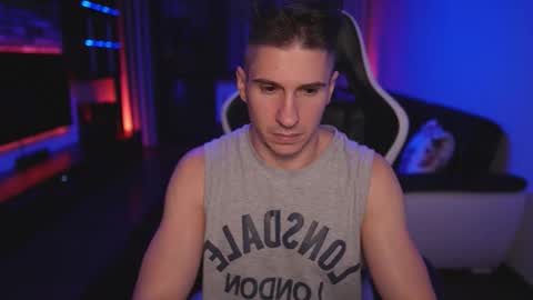 Snapshot of dorianreyes chatting on November 2025 12:44:02 AM Dorian Reyes online show from November 2025 12:44:02 AM