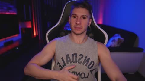 Snapshot of dorianreyes chatting on November 2025 10:23:02 PM Dorian Reyes online show from November 2025 10:23:02 PM