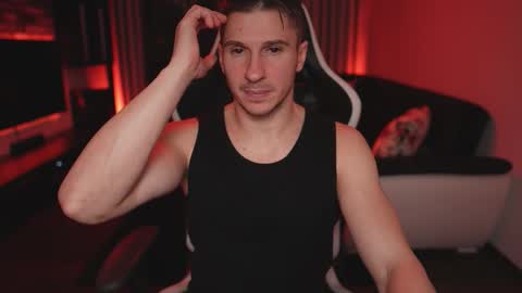 Snapshot of dorianreyes chatting on November 2025 09:52:01 PM Dorian Reyes online show from November 2025 09:52:01 PM