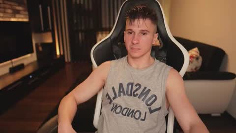 Snapshot of dorianreyes chatting on December 2025 11:10:02 PM Dorian Reyes online show from December 2025 11:10:02 PM