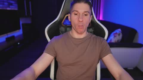 Snapshot of dorianreyes chatting on December 2025 09:00:01 PM Dorian Reyes online show from December 2025 09:00:01 PM