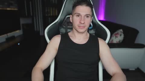 Snapshot of dorianreyes chatting on December 2025 01:47:01 AM Dorian Reyes online show from December 2025 01:47:01 AM