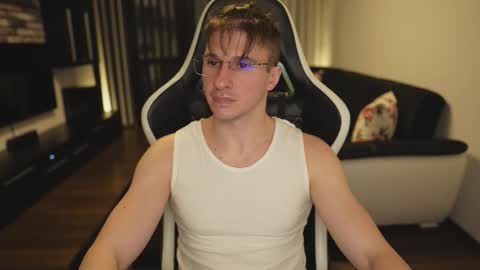 Snapshot of dorianreyes chatting on January 2026 01:08:02 AM Dorian Reyes online show from January 2026 01:08:02 AM