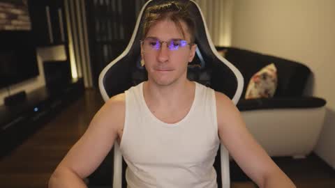 Snapshot of dorianreyes chatting on January 2026 11:51:02 PM Dorian Reyes online show from January 2026 11:51:02 PM