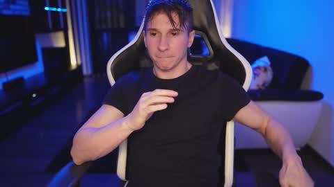 Snapshot of dorianreyes chatting on January 2026 12:04:02 AM Dorian Reyes online show from January 2026 12:04:02 AM