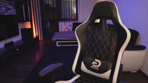 Snapshot of dorianreyes chatting on February 2026 11:34:02 PM Dorian Reyes online show from February 2026 11:34:02 PM