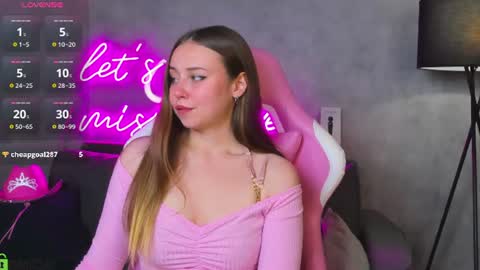 Vanessa online show from June 2026 04:30:02 PM