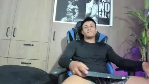 dorman_boy online show from July 2026 03:37:02 AM