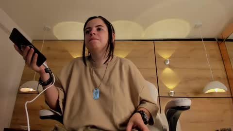  DOROTHY online show from February 2025 04:36:02 AM