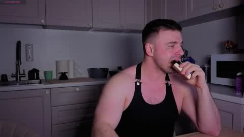 Snapshot of dosilasa chatting on January 2026 07:38:02 PM Sasha online show from January 2026 07:38:02 PM