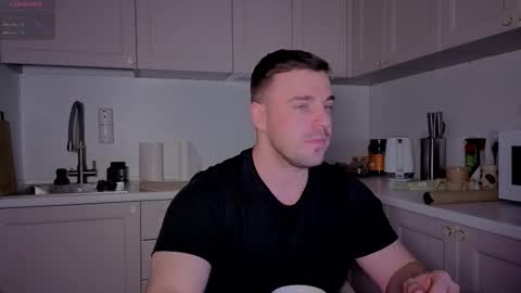 Snapshot of dosilasa chatting on January 2026 06:57:02 PM Sasha online show from January 2026 06:57:02 PM