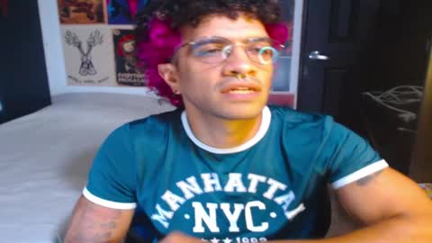 Snapshot of dostoyrodia_34 chatting on April 2026 08:06:01 PM will online show from April 2026 08:06:01 PM