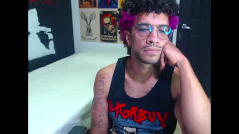 Snapshot of dostoyrodia_34 chatting on April 2026 01:43:02 AM will online show from April 2026 01:43:02 AM