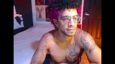 Snapshot of dostoyrodia_34 chatting on April 2026 08:03:02 PM will online show from April 2026 08:03:02 PM