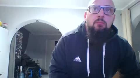 Snapshot of dottoresss chatting on December 2025 03:02:02 AM SaSa online show from December 2025 03:02:02 AM