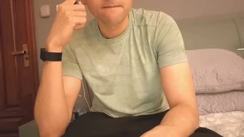 Snapshot of dotx90_fun chatting on April 2026 01:56:02 AM Funlover online show from April 2026 01:56:02 AM