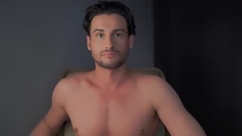 Snapshot of double_luckystrike chatting on December 2024 04:29:02 PM Keen online show from December 2024 04:29:02 PM