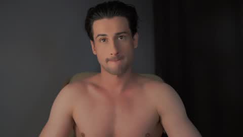 Snapshot of double_luckystrike chatting on December 2024 04:23:01 PM Keen online show from December 2024 04:23:01 PM