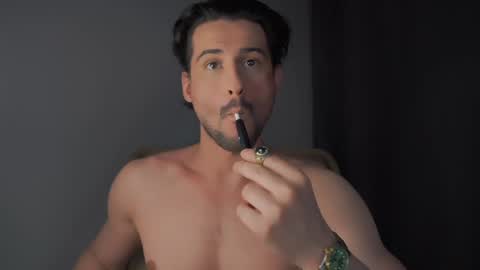 Snapshot of double_luckystrike chatting on December 2024 01:37:02 AM Keen online show from December 2024 01:37:02 AM