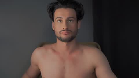 Snapshot of double_luckystrike chatting on December 2024 04:43:02 AM Keen online show from December 2024 04:43:02 AM