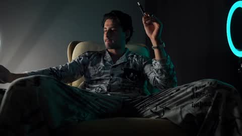 Snapshot of double_luckystrike chatting on February 2025 06:48:01 PM Keen online show from February 2025 06:48:01 PM