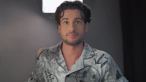 Snapshot of double_luckystrike chatting on February 2025 01:04:01 AM Keen online show from February 2025 01:04:01 AM