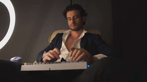 Snapshot of double_luckystrike chatting on March 2025 02:58:01 AM Keen online show from March 2025 02:58:01 AM