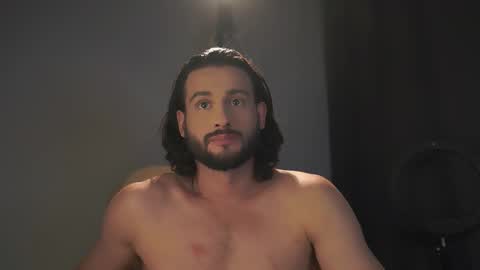 Snapshot of double_luckystrike chatting on November 2025 10:37:01 PM Keen online show from November 2025 10:37:01 PM