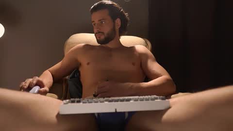 Snapshot of double_luckystrike chatting on February 2026 01:25:02 AM Keen online show from February 2026 01:25:02 AM