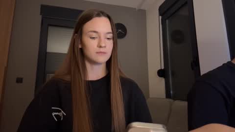 Snapshot of double_sun chatting on September 2025 10:00:01 PM Alice and Mark online show from September 2025 10:00:01 PM