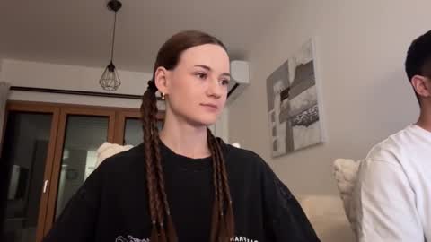 Snapshot of double_sun chatting on January 2026 12:16:02 AM Alice and Mark online show from January 2026 12:16:02 AM