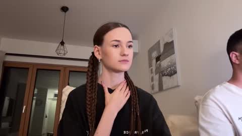 Snapshot of double_sun chatting on January 2026 09:31:01 PM Alice and Mark online show from January 2026 09:31:01 PM