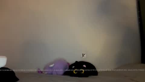 Lana  Eva  dont forget to give us a thumb up online show from March 2025 06:44:01 PM