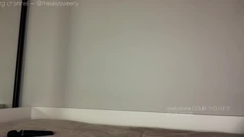 Snapshot of doublecuties chatting on February 2026 01:22:01 PM Lana Eva dont forget to give us a thumb up online show from February 2026 01:22:01 PM