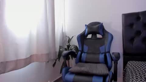 Isabella and Alessandro online show from May 2026 03:17:01 PM