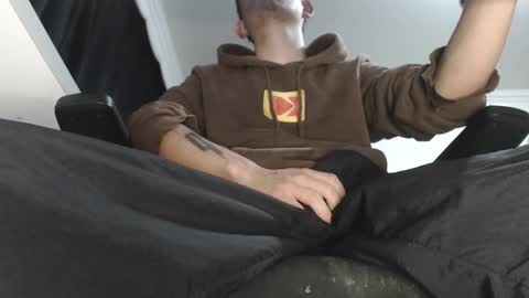 douglas_drake online show from November 2025 02:03:01 AM