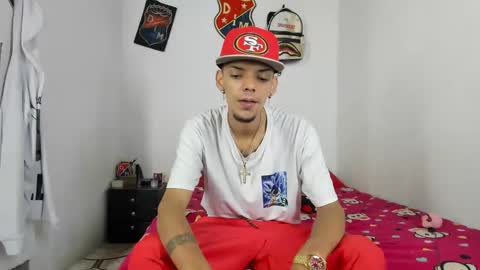 Snapshot of douglas_gallegos chatting on January 2025 12:46:02 AM douglas_gallegos online show from January 2025 12:46:02 AM