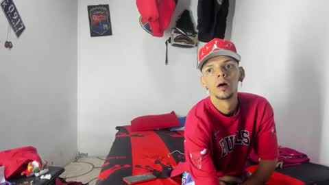 douglas_gallegos online show from April 2026 07:17:02 AM