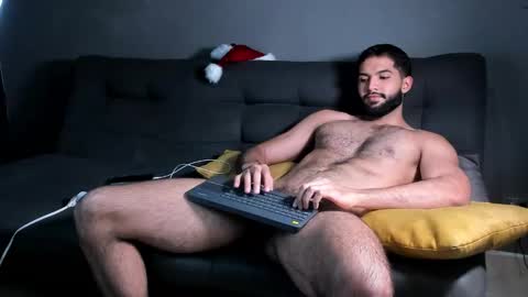 douglasskingjr online show from December 2025 08:14:01 PM