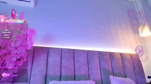 Snapshot of doyeeon chatting on September 2025 02:44:02 AM Doyeon online show from September 2025 02:44:02 AM