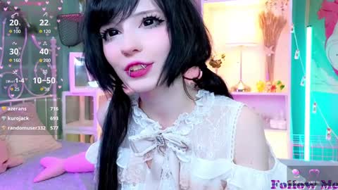 Snapshot of draculaura_ chatting on December 2024 03:03:01 AM Draculaura online show from December 2024 03:03:01 AM