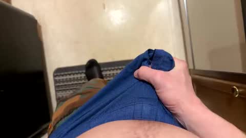 dragonman1219 online show from February 2026 03:39:01 AM