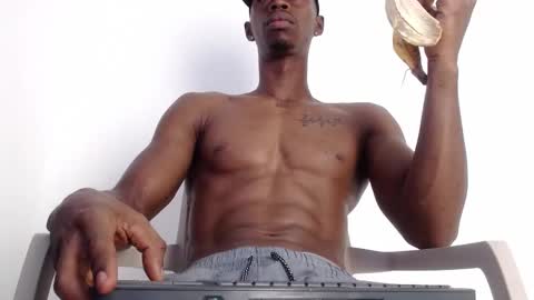 Drake 23 online show from September 2025 01:11:02 PM