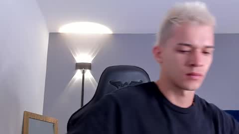 drake_carter1 online show from March 2025 01:56:01 AM