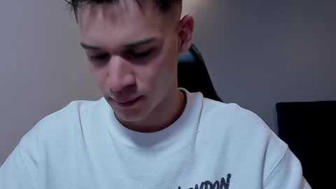 drake_carter1 online show from May 2026 02:18:02 AM