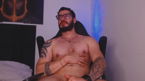 Snapshot of drake_cole11 chatting on December 2024 02:33:01 PM drake_cole11 online show from December 2024 02:33:01 PM