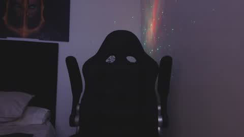 Snapshot of drake_cole11 chatting on December 2024 02:50:01 PM drake_cole11 online show from December 2024 02:50:01 PM