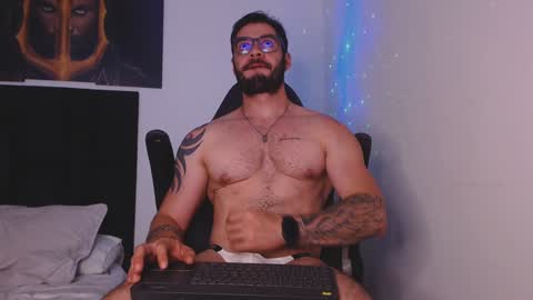 Snapshot of drake_cole11 chatting on December 2024 10:12:01 PM drake_cole11 online show from December 2024 10:12:01 PM